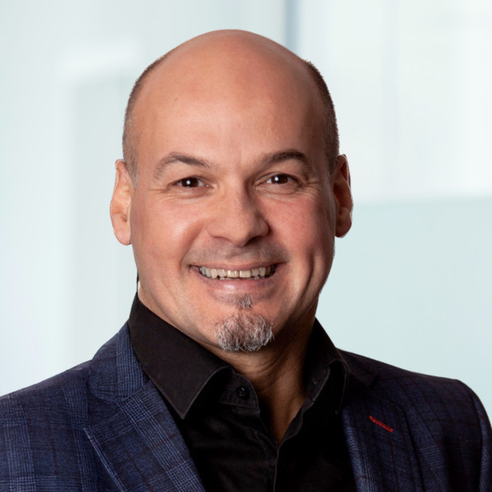 Myneva Werner Hoellrigl.jpg