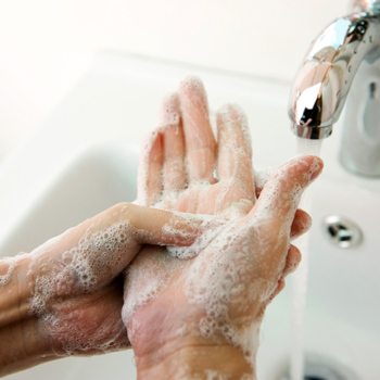 Hände waschen iStock hxdbzxy.jpg