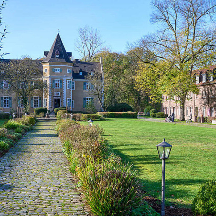 Alloheim Schloss Westhusen Dortmund.jpg