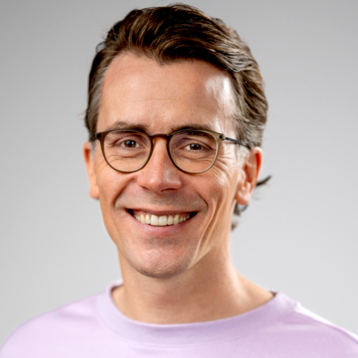 Wimmer Johannes TV-Moderator Autor Arzt Foto Pflege ABC.jpg